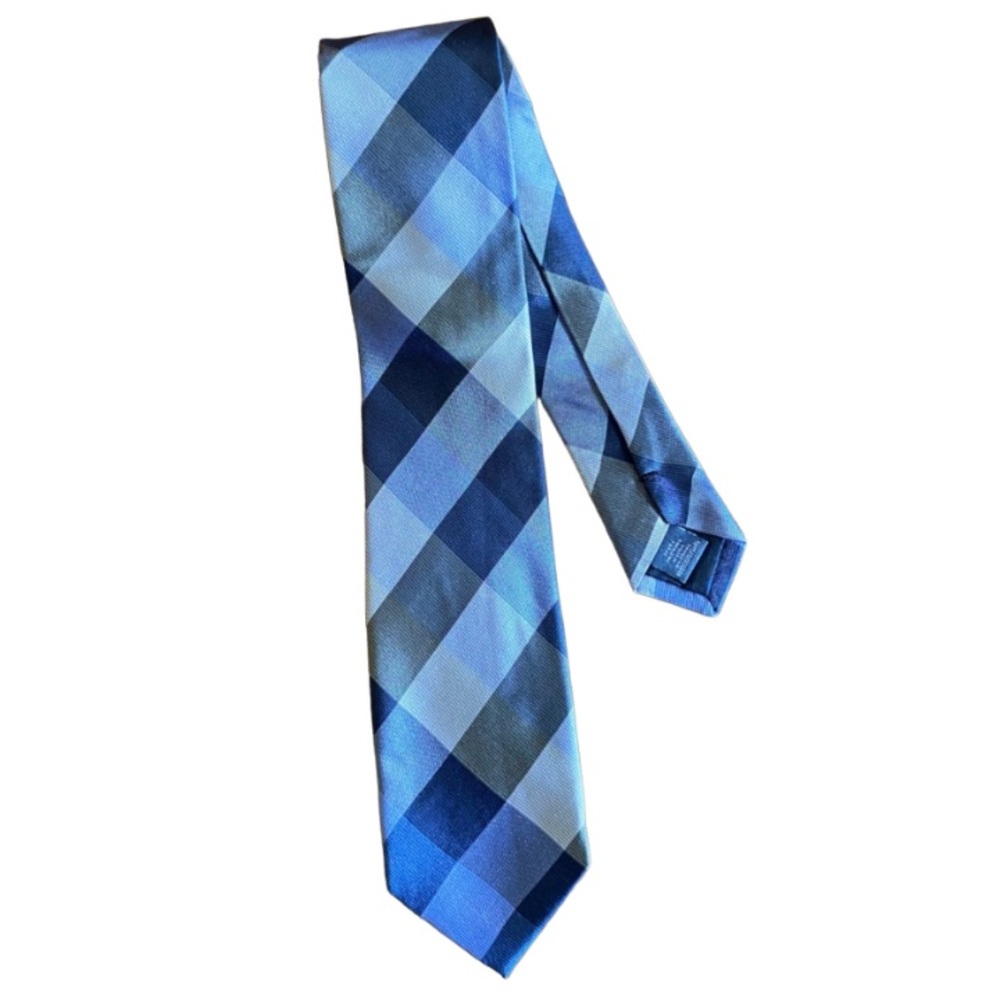 RYAN SEACREST Distinction 100% Silk Tie
